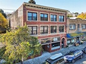 1 Bed 1 Bath in Historical Building in Richmond, CA - Building Photo