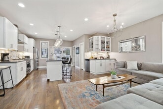 425b 36th Ave N in Nashville, TN - Building Photo - Building Photo