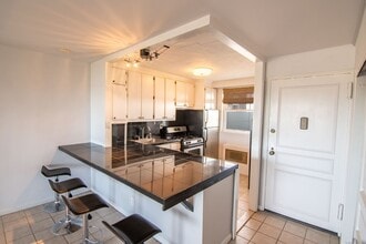 91 Strawberry Hill Ave, Unit 1035 in Stamford, CT - Building Photo - Building Photo
