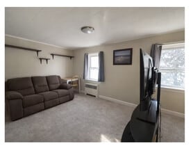 924 Ash St, Unit 102 in Danville, PA - Foto de edificio - Building Photo