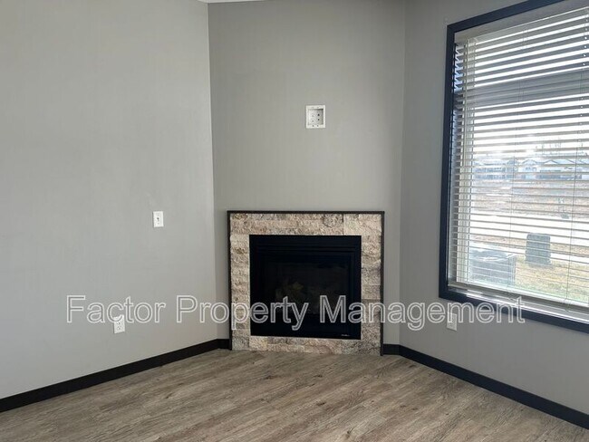 605 Prairie Rose Trl in Mankato, MN - Building Photo - Building Photo