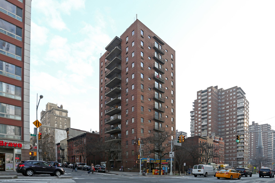 370 West 30th Street in New York, NY - Foto de edificio