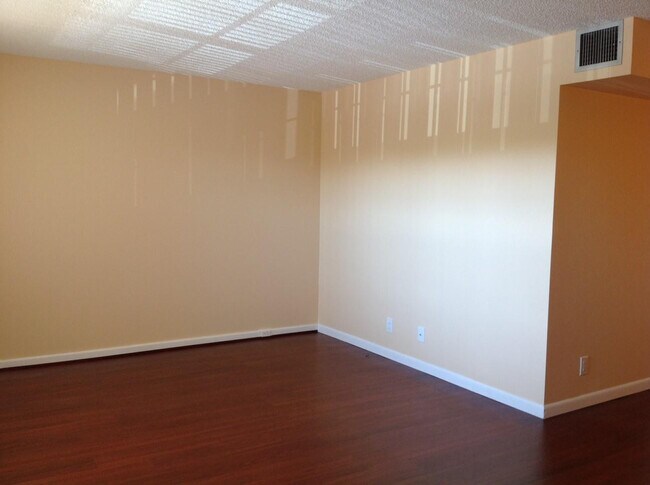 1805 Eleuthera Point in Coconut Creek, FL - Foto de edificio - Building Photo