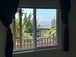 733 Balra Dr in El Cerrito, CA - Building Photo - Building Photo