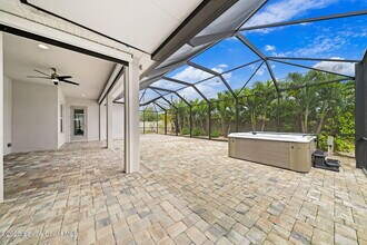 4455 Negal Cir in Melbourne, FL - Foto de edificio - Building Photo