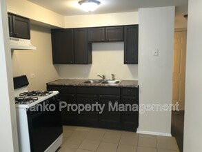 6437 S Evans Ave in Chicago, IL - Building Photo - Building Photo