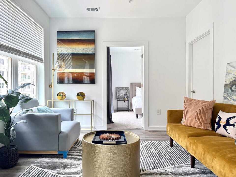 542 Boulevard NE in Atlanta, GA - Building Photo