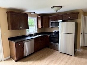 3 Buena Vista Dr in Northborough, MA - Building Photo - Building Photo