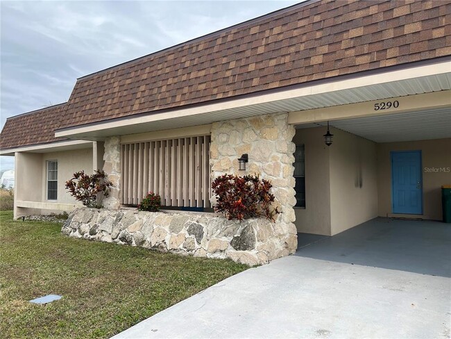 5290 Neville Terrace in Port Charlotte, FL - Building Photo - Building Photo