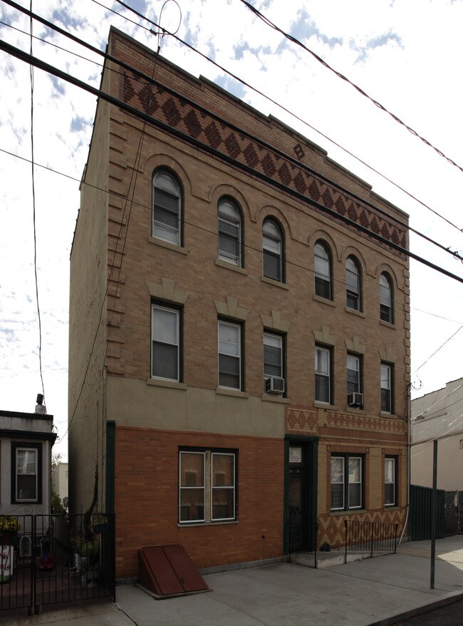 18-20 Wright Ave in Jersey City, NJ - Building Photo - Building Photo