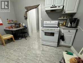 26 Trueman St in Brampton, ON - Building Photo - Building Photo