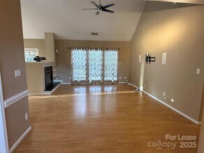 17115 Grenache Ct in Cornelius, NC - Foto de edificio - Building Photo