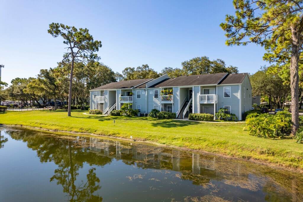 Windwood Oaks Apartments in Tampa, FL