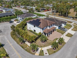 16820 SW 109th Pl in Miami, FL - Building Photo - Building Photo