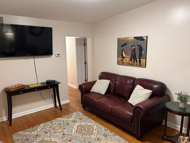 277 Snowden Ln, Unit 1 in Princeton, NJ - Building Photo - Building Photo