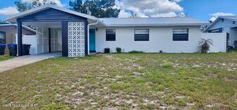 985 Alford St in Titusville, FL - Building Photo