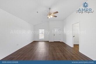 1010 SW Shirley Ave in Gentry, AR - Building Photo - Building Photo