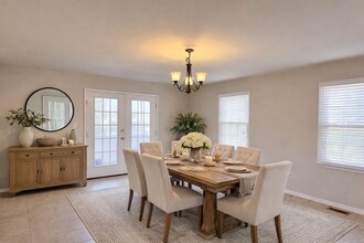 407 Collins Ave in Centerville, GA - Building Photo - Building Photo