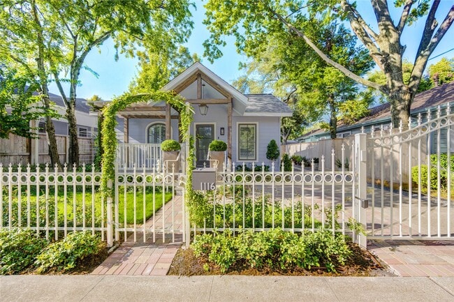 1116 Nadine St in Houston, TX - Building Photo - Building Photo