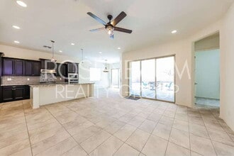 18433 W Elm St in Goodyear, AZ - Building Photo - Building Photo