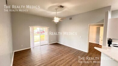 116 S Normandale Ave in Orlando, FL - Building Photo - Building Photo