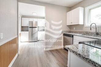 2708 Wyndale Rd in Toledo, OH - Building Photo - Building Photo