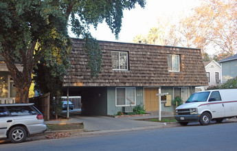 612 18th St in Sacramento, CA - Building Photo - Building Photo