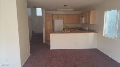 9100 Pearl Cotton Ave in Las Vegas, NV - Building Photo - Building Photo