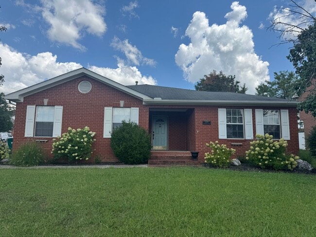 property at 2173 Spring Hill Cir