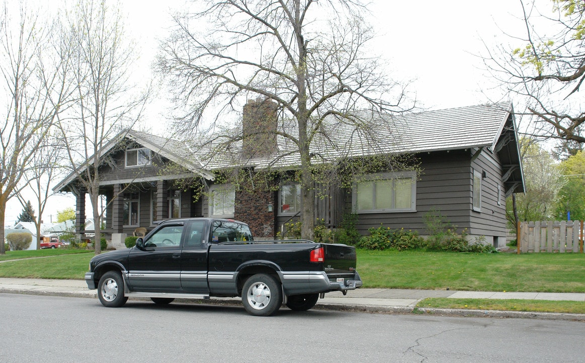 732-734 W York Ave in Spokane, WA - Building Photo