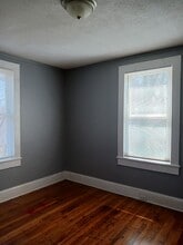 221 Dean St in Danville, VA - Building Photo - Building Photo