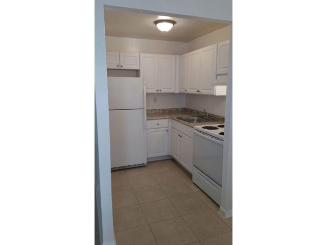 2847 Fillmore St in Hollywood, FL - Building Photo