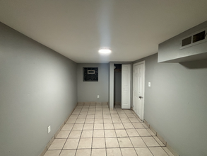 6612 S Maryland Ave in Chicago, IL - Building Photo - Building Photo