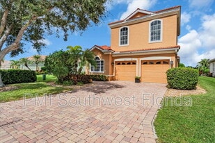 6393 Rookery Cir in Bradenton, FL - Building Photo
