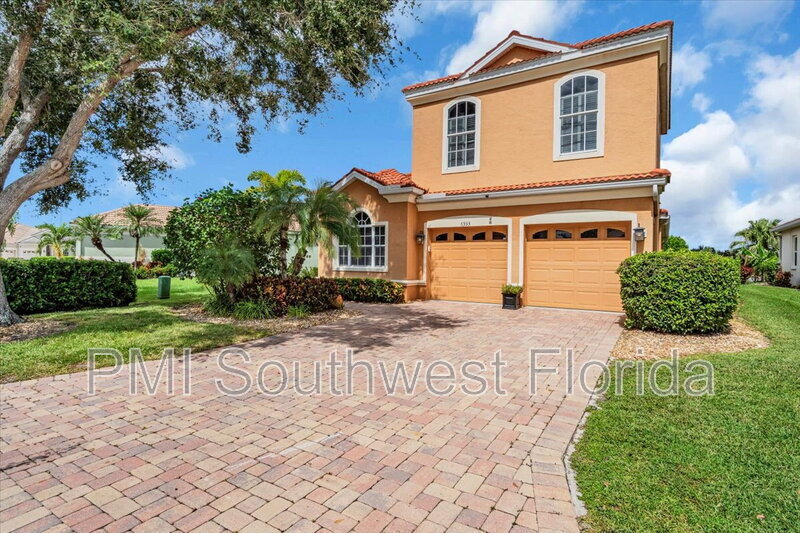 6393 Rookery Cir in Bradenton, FL - Building Photo