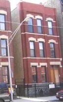 1335 W Huron St in Chicago, IL - Building Photo