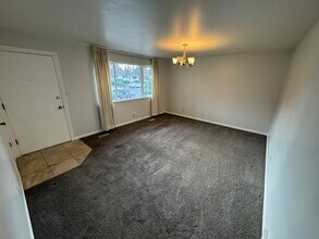 891 N 300 W in Pleasant Grove, UT - Building Photo - Building Photo
