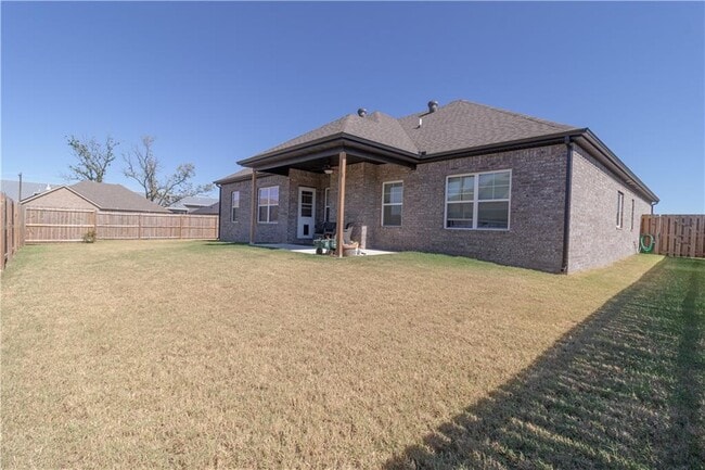 1137 Laux Ln in Pea Ridge, AR - Building Photo - Building Photo
