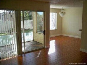 937 Coral Club Dr in Coral Springs, FL - Building Photo - Building Photo