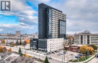 181 King St S in Waterloo, ON - Building Photo
