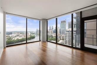 44 East Ave in Austin, TX - Building Photo - Building Photo