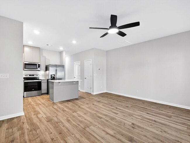 1416 Walker Wy in Columbia, TN - Building Photo - Building Photo