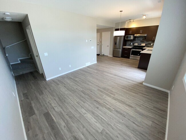 355 Redstone Walk NE in Calgary, AB - Building Photo - Building Photo