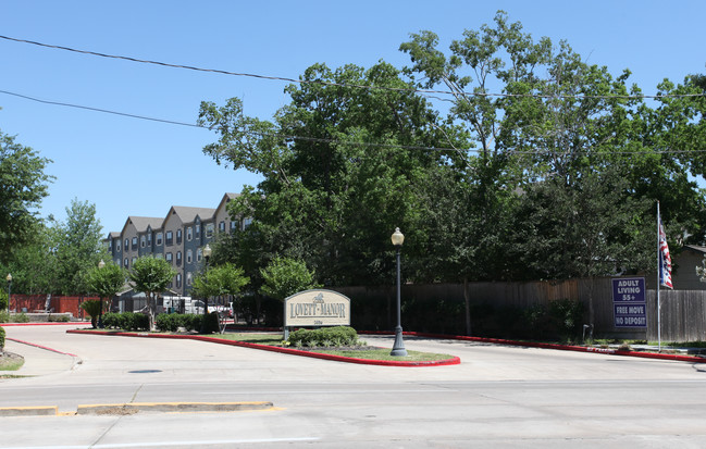 Lovett Manor Apartments in Houston, TX - Building Photo - Building Photo