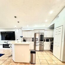 17679 SW 146th Ct in Miami, FL - Building Photo - Building Photo