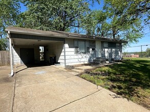 7639 Ozark Rd in Kansas City, MO - Building Photo - Building Photo