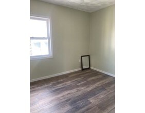 29 Salisbury St in New Bedford, MA - Building Photo - Building Photo