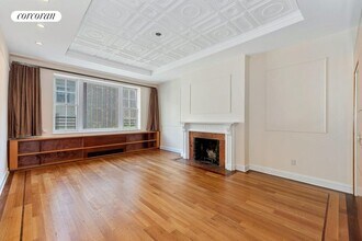 16 E 84th St in New York, NY - Building Photo - Building Photo