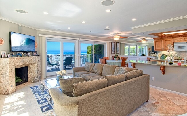 26032 Vista Dr E in Dana Point, CA - Building Photo - Building Photo