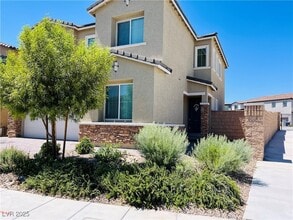 8819 Burray St in Las Vegas, NV - Foto de edificio - Building Photo